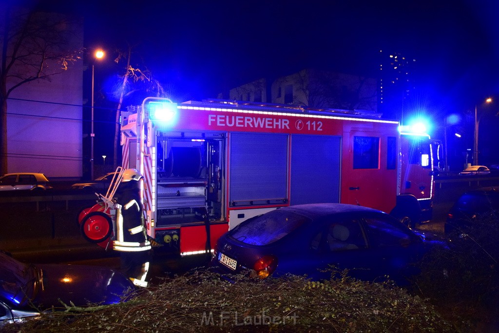 Feuer 2 Y Koeln Ehrenfeld Everhardtstr P058.JPG - Miklos Laubert